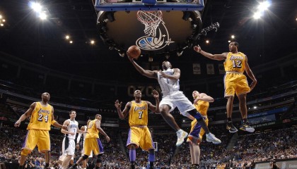 九游娱乐-特色泥浆跑步，挑战自我的泥泞之旅，泥浆玩耍