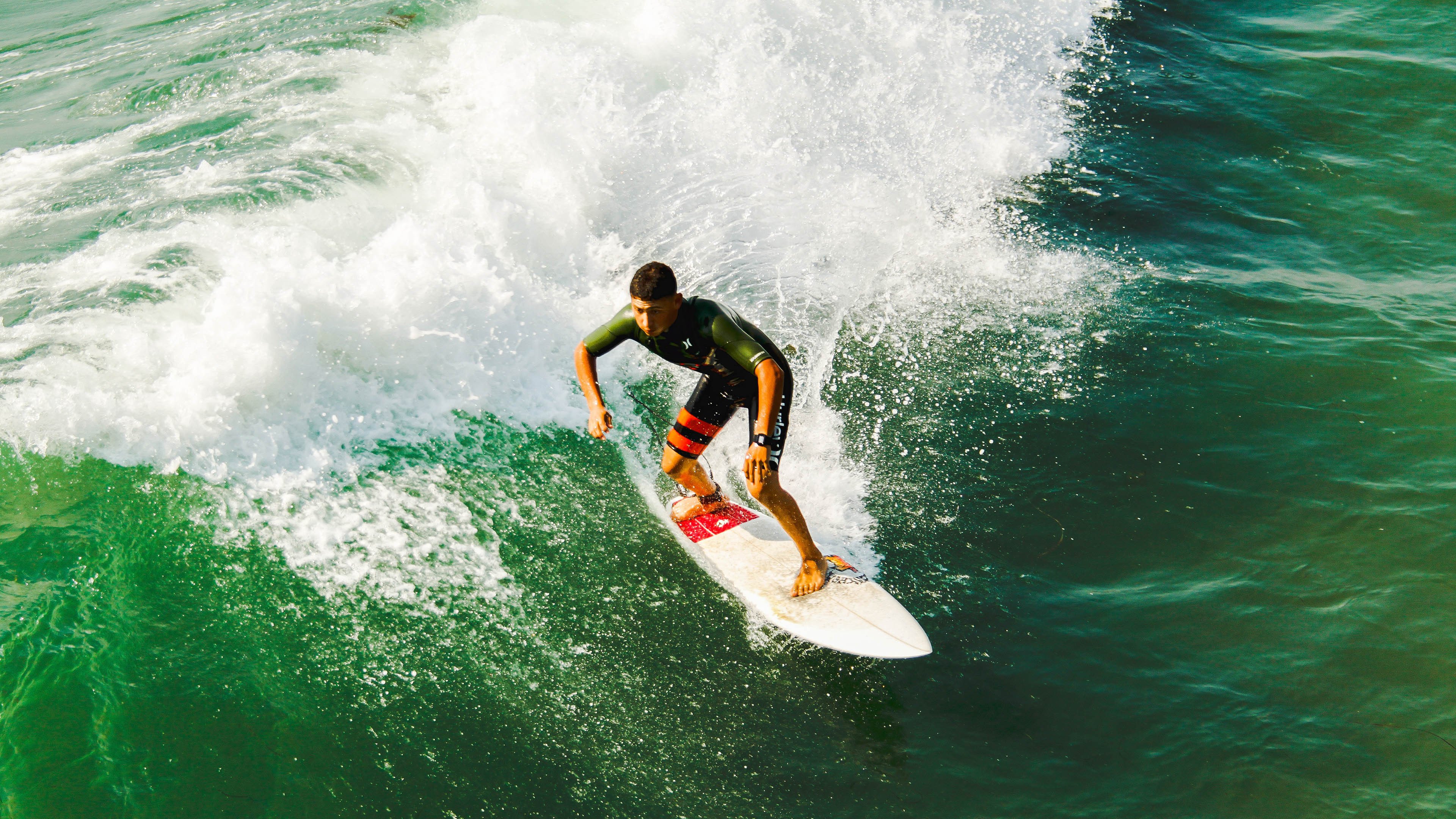 香肠派对“荒野求生”团队合作赛火热进行，香肠派对超新星荒原